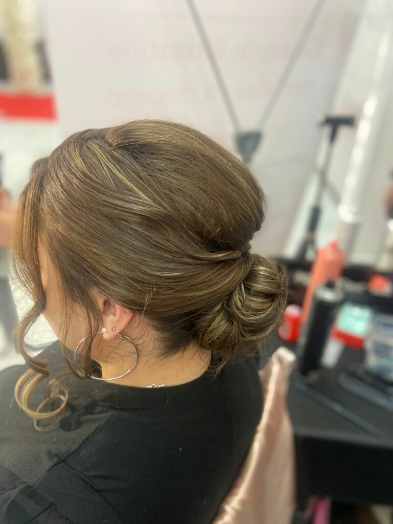chignon bas audacieux