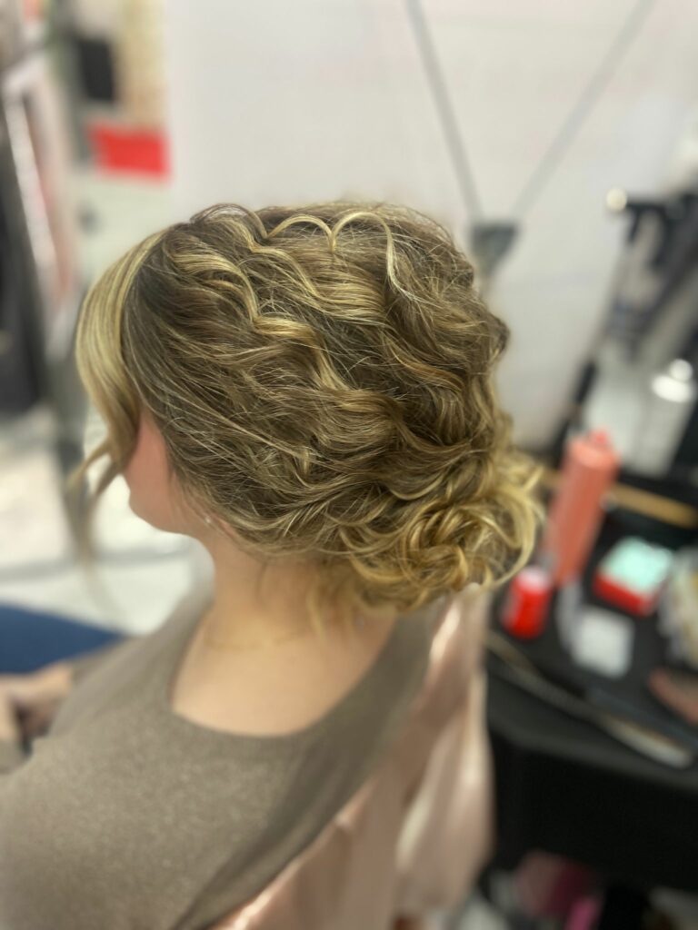 mélody champêtre chignon bas