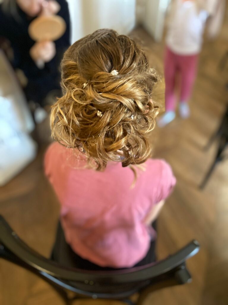 coiffure enfant relever