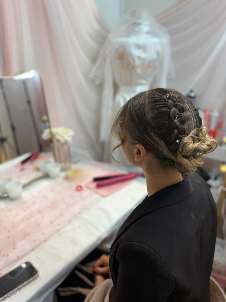 Ketline coiffure natte et torsade enrouler